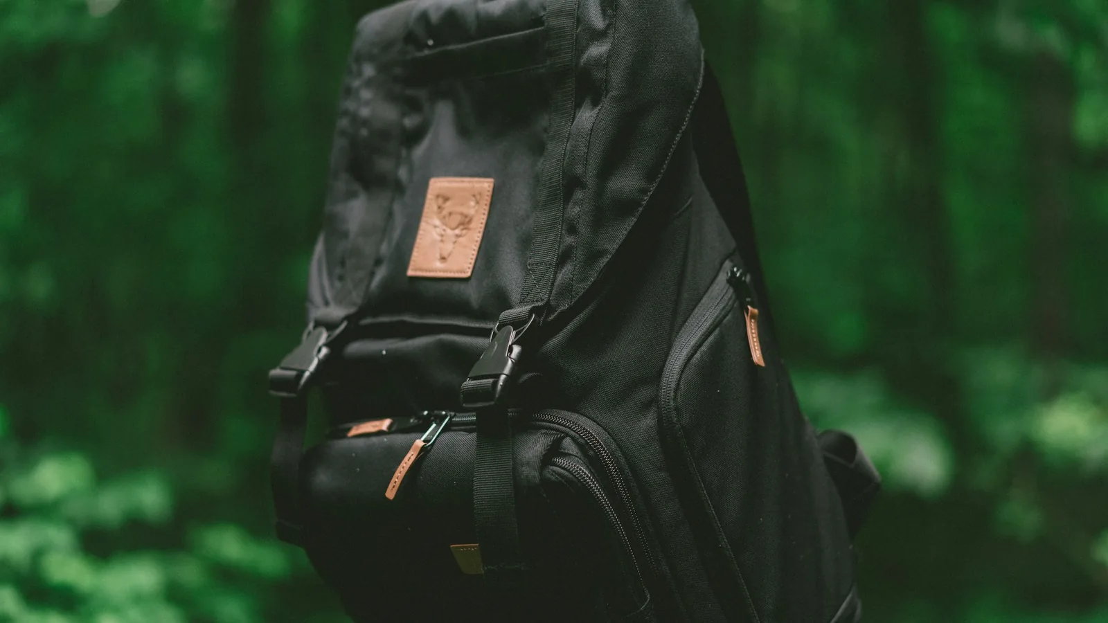 How to Evaluate Backpack Manufacturers: 13 Checks